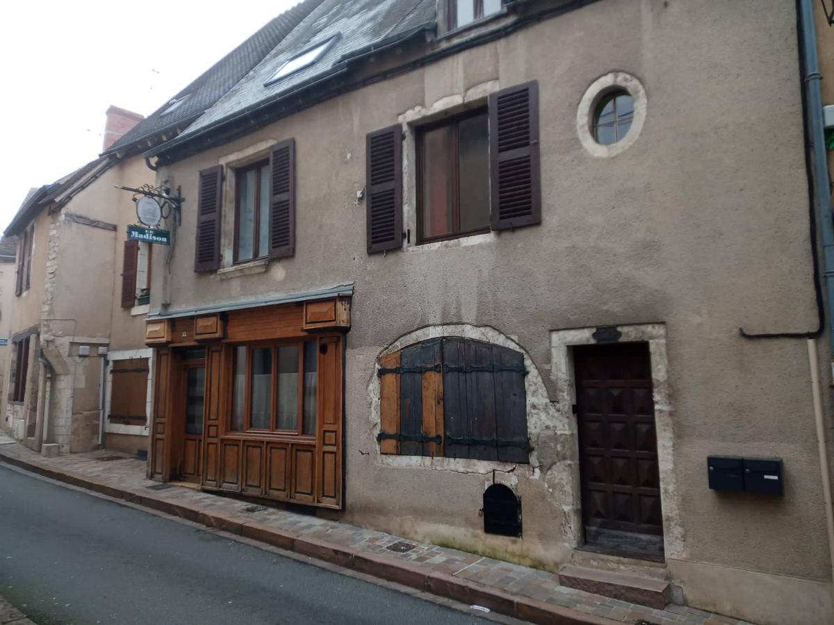 Apartamento Le Madison 1 Châteauroux Exterior foto